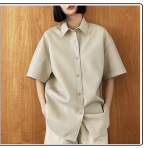 Aritzia Button Up Short Sleeve Vegan Leather Shacket